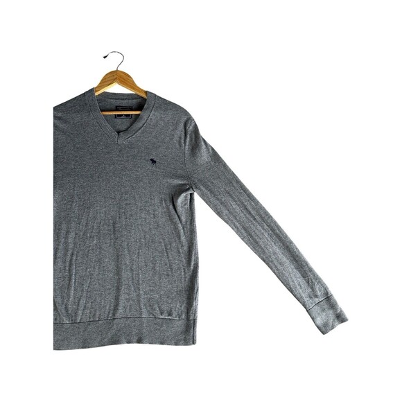 Abercrombie & Fitch Men’s Small Gray Wool Cotton Blend V Neck Sweater - Picture 11 of 16